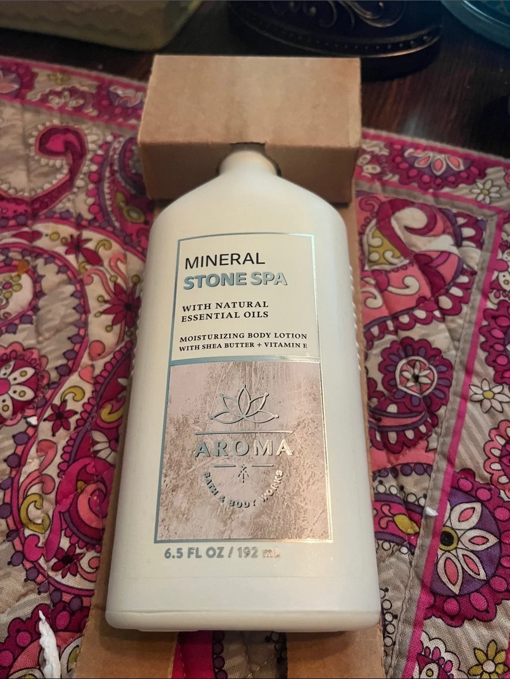 Bbw mineral stone spa lotion brand new - Picture 2 of 3
